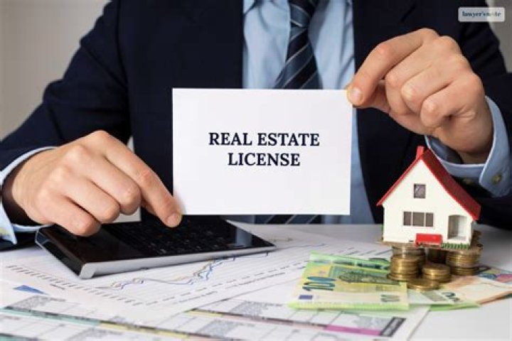 Are real estate licenses by state?