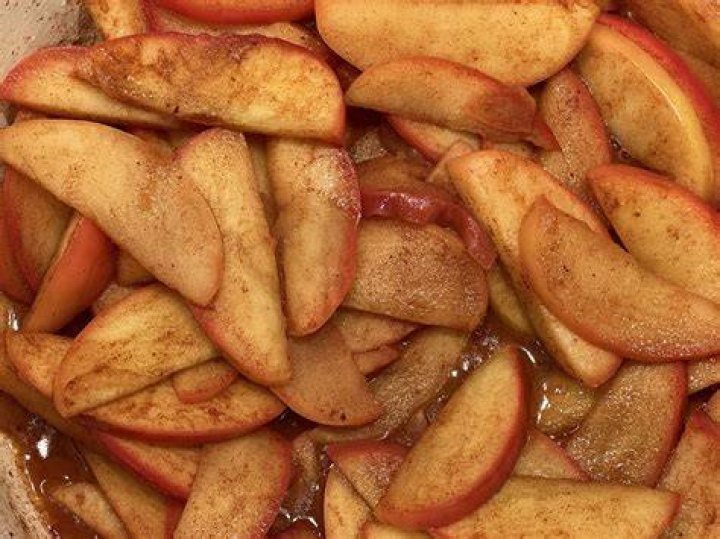 Can baked apples cause diarrhea?
