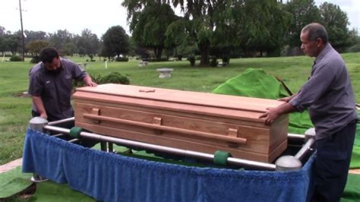 Do crematoriums burn coffins?