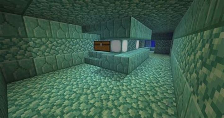Do ocean monuments have chests?
