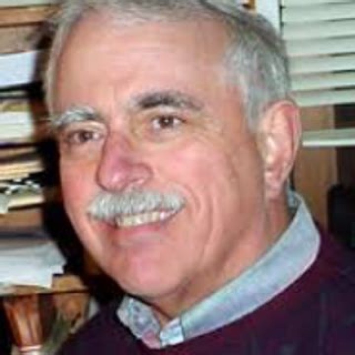How old is rob cozzens?