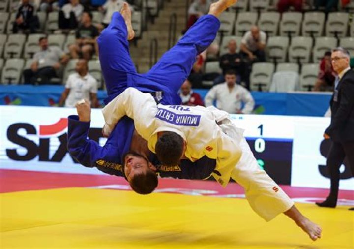 Is suplex allowed in judo?
