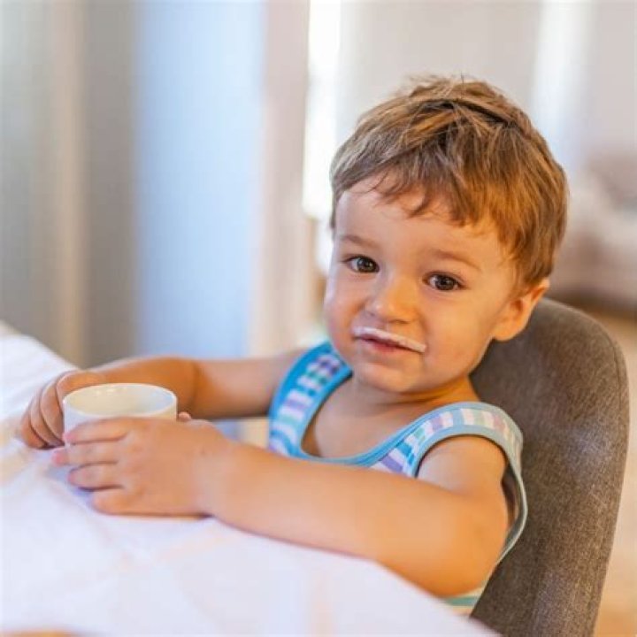 Should toddlers drink milk?