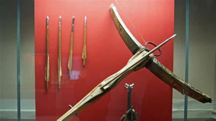 What are cudgel made out of?