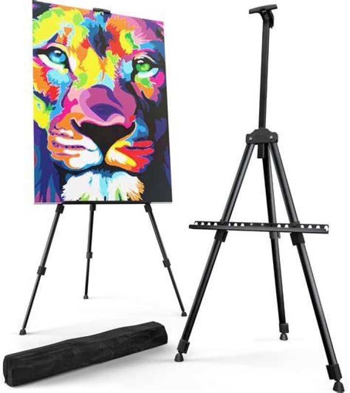 What are easel picture?