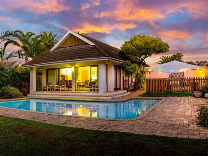 What is self catering accommodation?