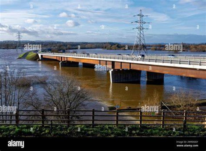 When was carrington bridge worcester built?